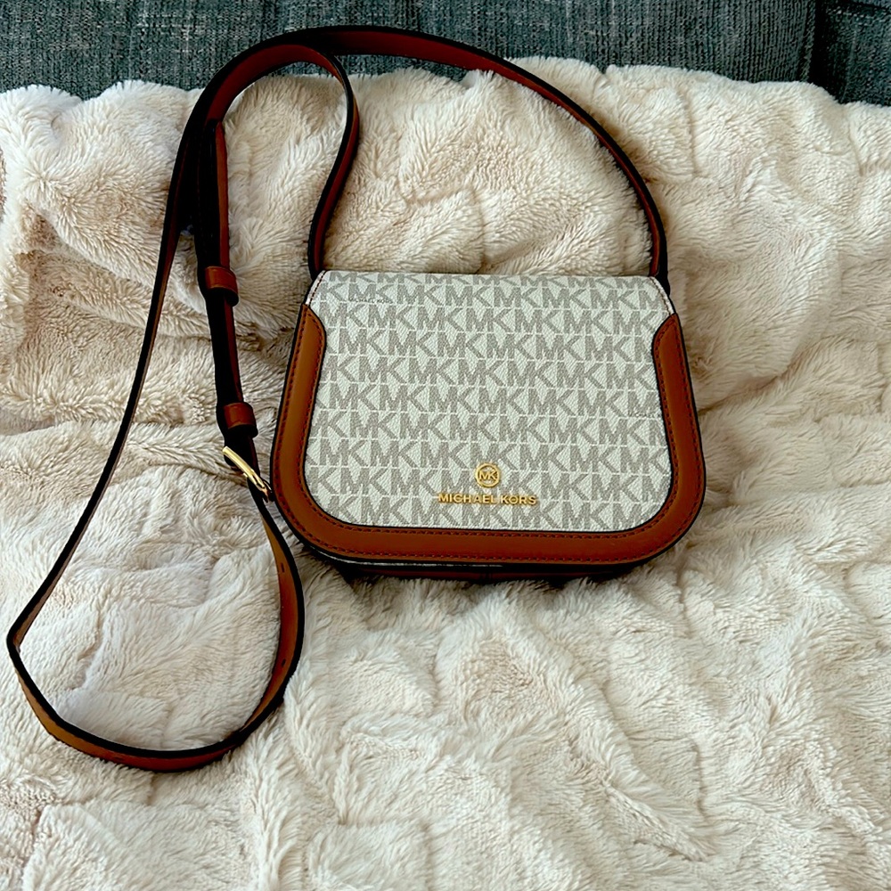 Michael Kors crossbody